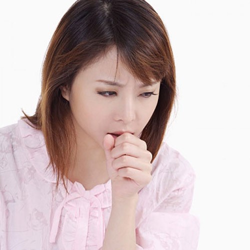 Ho ngứa cổ kéo dài khiến người bệnh gặp nhiều phiền toái